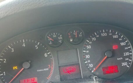 Audi A4, 2000 год, 520 000 рублей, 3 фотография