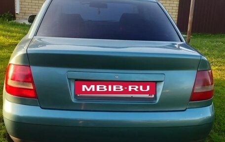 Audi A4, 2000 год, 520 000 рублей, 2 фотография