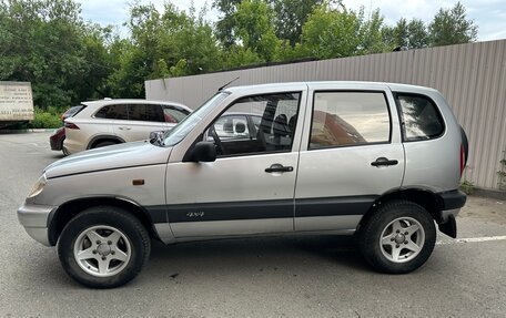 Chevrolet Niva I рестайлинг, 2004 год, 260 000 рублей, 6 фотография