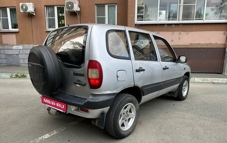 Chevrolet Niva I рестайлинг, 2004 год, 260 000 рублей, 4 фотография
