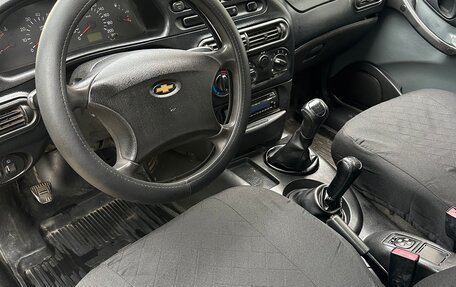 Chevrolet Niva I рестайлинг, 2004 год, 260 000 рублей, 7 фотография