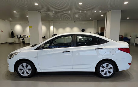 Hyundai Solaris II рестайлинг, 2016 год, 900 000 рублей, 10 фотография