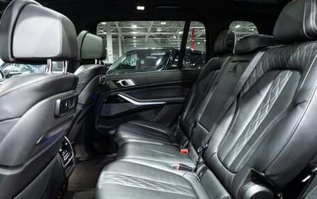 BMW X7, 2019 год, 7 000 000 рублей, 18 фотография