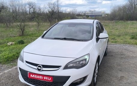 Opel Astra J, 2012 год, 800 000 рублей, 1 фотография