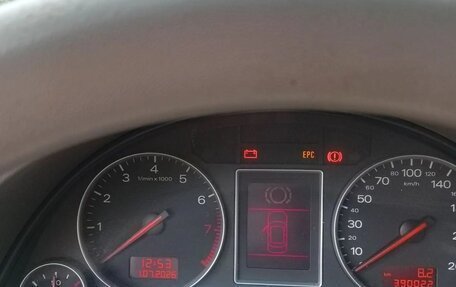 Audi A4, 2004 год, 425 000 рублей, 15 фотография