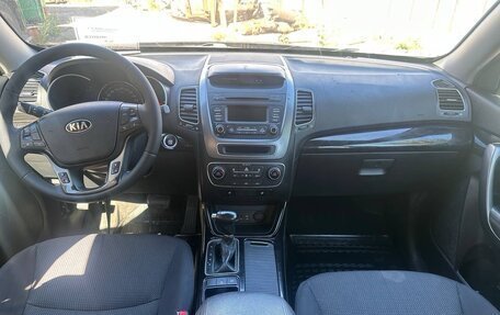 KIA Sorento II рестайлинг, 2017 год, 1 350 000 рублей, 12 фотография