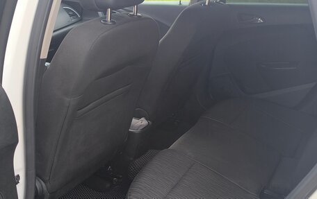 Opel Astra J, 2012 год, 800 000 рублей, 9 фотография