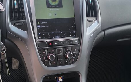 Opel Astra J, 2012 год, 800 000 рублей, 11 фотография