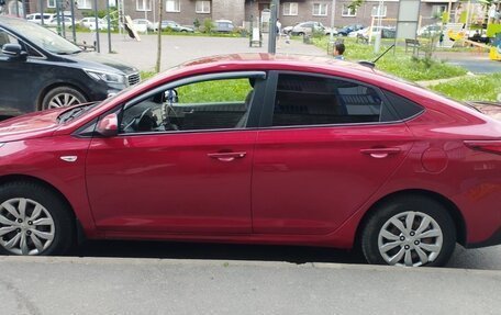 Hyundai Solaris II рестайлинг, 2021 год, 1 100 000 рублей, 3 фотография
