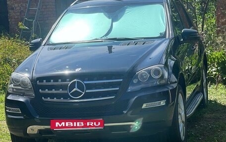 Mercedes-Benz M-Класс, 2011 год, 2 600 000 рублей, 2 фотография