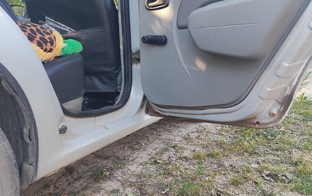 Renault Logan I, 2007 год, 210 000 рублей, 8 фотография