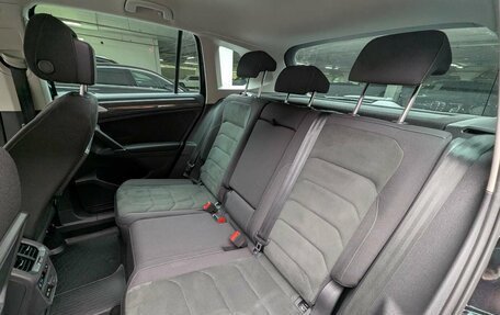 Volkswagen Tiguan II, 2018 год, 2 647 000 рублей, 11 фотография