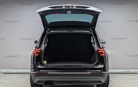 Volkswagen Tiguan II, 2018 год, 2 647 000 рублей, 6 фотография