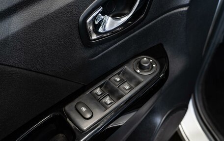 Renault Kaptur I рестайлинг, 2017 год, 1 540 000 рублей, 22 фотография