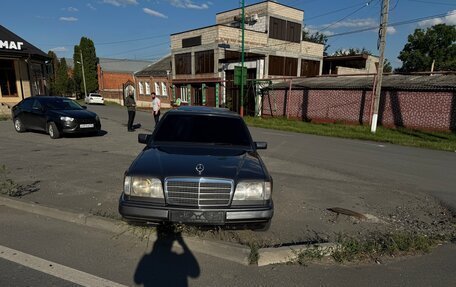 Mercedes-Benz E-Класс, 1995 год, 450 000 рублей, 1 фотография