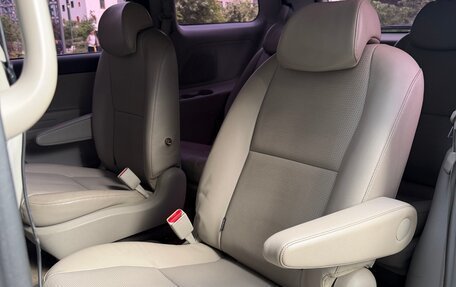 KIA Carnival III, 2020 год, 2 349 000 рублей, 10 фотография