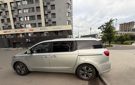 KIA Carnival III, 2020 год, 2 349 000 рублей, 8 фотография