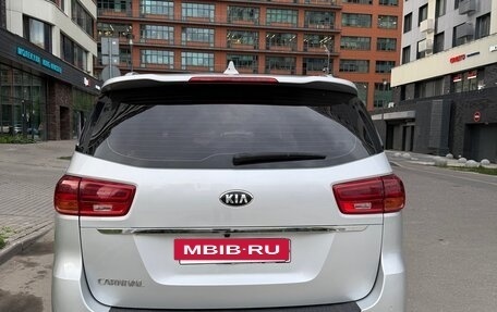 KIA Carnival III, 2020 год, 2 349 000 рублей, 6 фотография