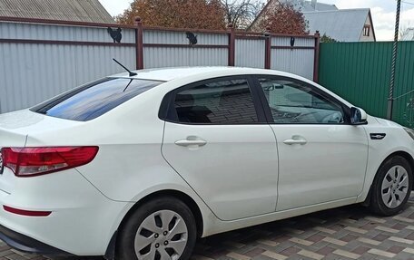 KIA Rio III рестайлинг, 2015 год, 850 000 рублей, 4 фотография