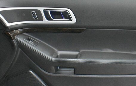 Ford Explorer VI, 2012 год, 1 389 000 рублей, 13 фотография