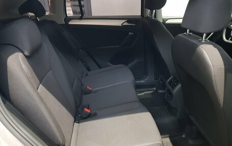 Volkswagen Tiguan II, 2020 год, 1 949 000 рублей, 13 фотография
