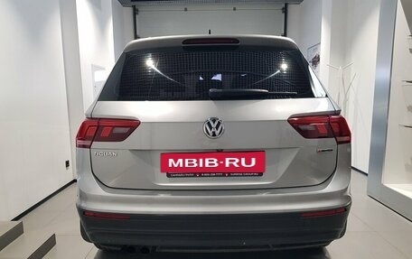 Volkswagen Tiguan II, 2020 год, 1 949 000 рублей, 5 фотография
