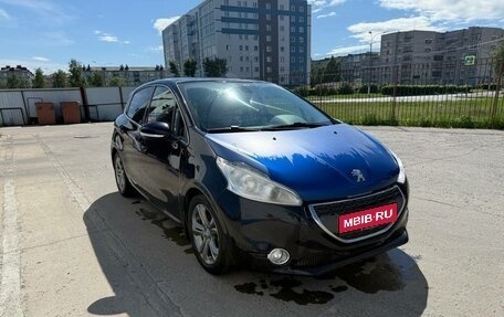 Peugeot 208 II, 2013 год, 620 000 рублей, 1 фотография