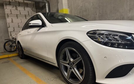 Mercedes-Benz C-Класс, 2019 год, 3 150 000 рублей, 4 фотография