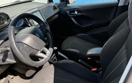 Peugeot 208 II, 2013 год, 620 000 рублей, 2 фотография
