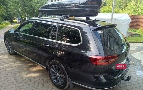 Volkswagen Passat B8 рестайлинг, 2017 год, 1 550 000 рублей, 2 фотография