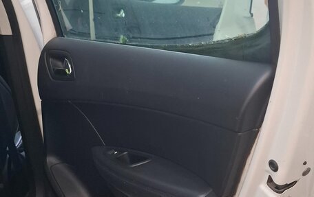 Peugeot 308 II, 2011 год, 320 000 рублей, 3 фотография