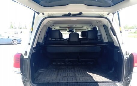 Toyota Land Cruiser 200, 2015 год, 4 050 000 рублей, 12 фотография