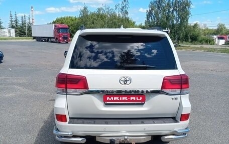 Toyota Land Cruiser 200, 2015 год, 4 050 000 рублей, 4 фотография