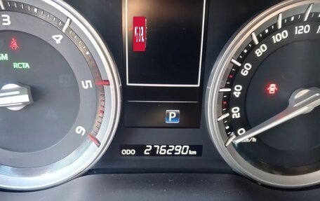 Toyota Land Cruiser 200, 2015 год, 4 050 000 рублей, 8 фотография
