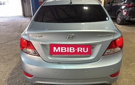 Hyundai Solaris II рестайлинг, 2011 год, 426 000 рублей, 27 фотография