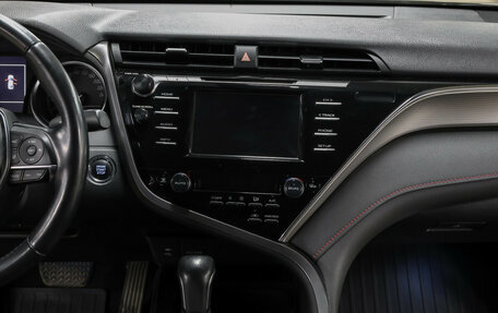 Toyota Camry, 2021 год, 2 649 000 рублей, 16 фотография