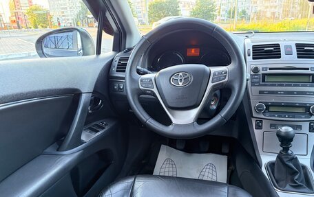 Toyota Avensis III рестайлинг, 2011 год, 900 000 рублей, 8 фотография