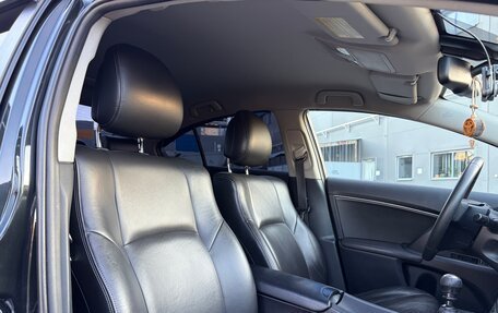 Toyota Avensis III рестайлинг, 2011 год, 900 000 рублей, 17 фотография