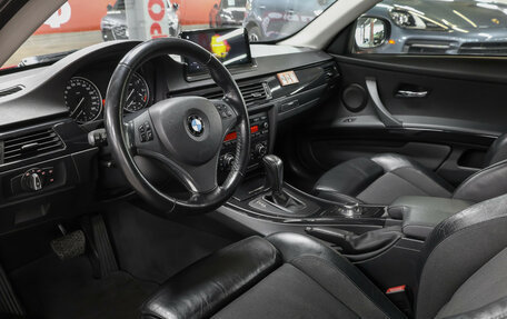 BMW 3 серия, 2011 год, 1 299 000 рублей, 18 фотография