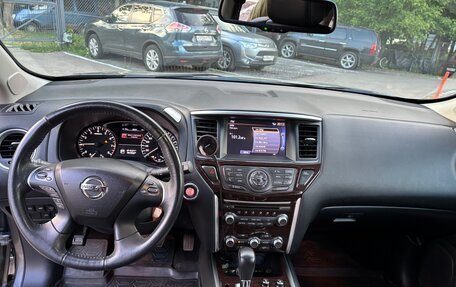 Nissan Pathfinder, 2015 год, 2 300 000 рублей, 6 фотография