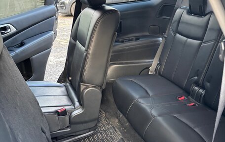 Nissan Pathfinder, 2015 год, 2 300 000 рублей, 7 фотография