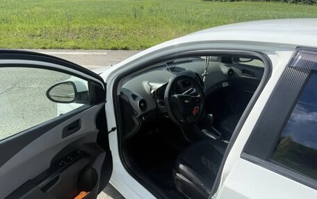 Chevrolet Aveo III, 2013 год, 850 000 рублей, 6 фотография