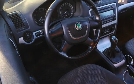 Skoda Octavia, 2010 год, 750 000 рублей, 11 фотография