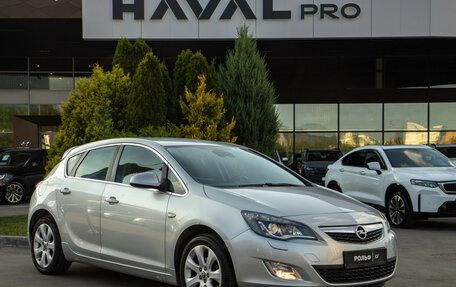 Opel Astra J, 2011 год, 598 000 рублей, 3 фотография