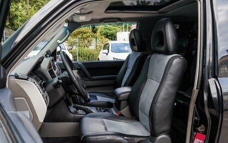 Mitsubishi Pajero III рестайлинг, 2005 год, 1 099 000 рублей, 12 фотография