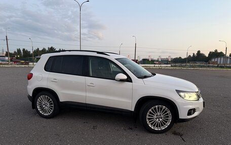 Volkswagen Tiguan I, 2012 год, 1 290 000 рублей, 2 фотография