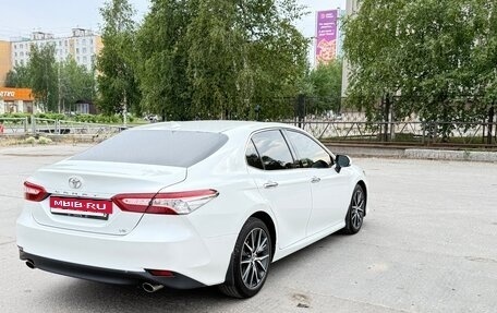 Toyota Camry, 2021 год, 4 400 000 рублей, 3 фотография