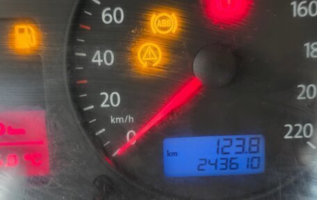 Volkswagen Caravelle T5, 2008 год, 1 320 000 рублей, 12 фотография