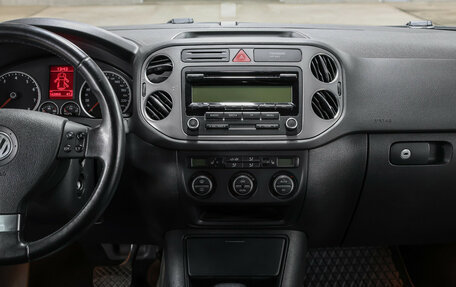 Volkswagen Tiguan I, 2009 год, 999 000 рублей, 4 фотография