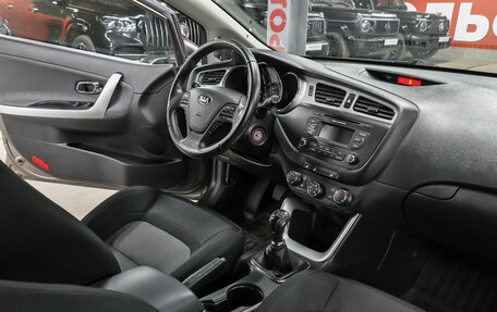 KIA cee'd III, 2015 год, 917 000 рублей, 11 фотография